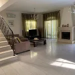28 Villa