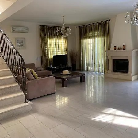 28 Villa